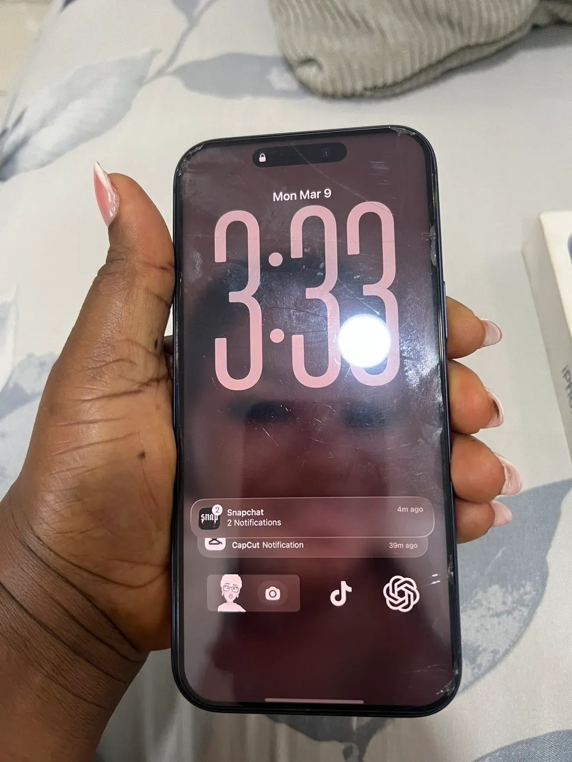 256GB Apple iPhone 17 Pro Max eSIM Unlocked 4